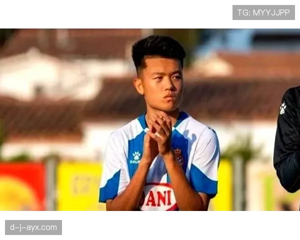 新星闪耀关键战！年轻球员强势崛起引热议